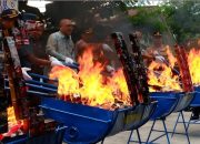 Bea Cukai musnahkan barang ilegal di perbatasan Nunukan