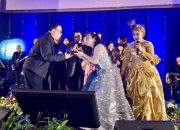 Rayakan Kesuksesan 1 Tahun, Konser Golden