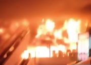 Kebakaran landa Mall Citraland pada Jumat dini hari