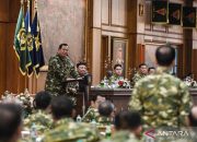 Retret hari kedua, kabinet dibekali hilirisasi dan makan bergizi