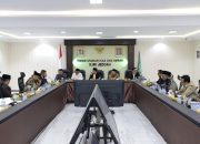 “Menag Gelar Rapat Koordinasi di Jeddah: Persiapan Haji 2025 Fokus pada Kolaborasi dan Inovasi”