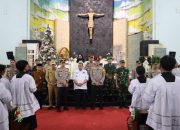 Kapolda Banten tinjau perayaan Natal di Gereja Katolik Santa Odilia, Citra Raya, Kabupaten Tangerang untuk memastikan aman
