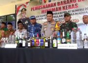 Polres Jombang musnahkan ribuan botol minuman keras