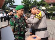 Kapolres Boyolali Pimpin Apel dan Cek Kesiapan Kendaraan dalam Gelar Pasukan Operasi Keselamatan Lalu Lintas Candi 2025
