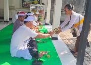 Persembahyangan Piodalan Tumpek Landep di Pura Padmasana Polsek Gilimanuk