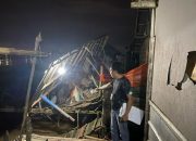 Polisi usut kasus tongkang tabrak rumah warga di Sungai Musi Palembang