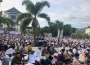Muslim di Ambon ikuti Shalat Idul Fitri 2025 di Lapangan Merdeka