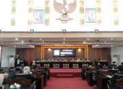 Rapat Paripurna ke-6 Masa Persidangan II Tahun Kerja 2025 “Sertijab Walikota Palembang 2025-2030