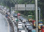 Pemudik diimbau tak sahur atau berbuka puasa di bahu jalan tol