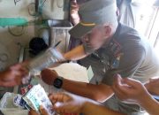 Satpol PP Kebayoran Lama cegah peredaraan 1.001 butir obat ilegal