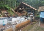 Nyaris Ambruk Rumah Sulaeman Terpaksa Dirobohkan