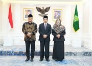 Prof. Leny Nofianti Jadi Rektor Perempuan Pertama UIN Suska Riau