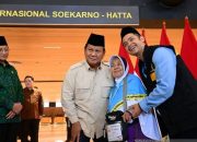 Prabowo minta jajaran cari solusi bersama agar biaya haji lebih murah
