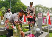 Kapolri ziarah di TMP Kalibata dalam rangka sambut HUT Bhayangkara