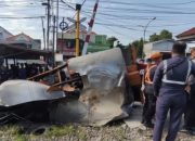 KA Ambarawa tabrak truk tangki air di Lamongan