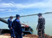 Kapal karam di perairan Batam tenggelamkan 60 ton kelapa