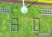 Paskibraka bentuk formasi “80” saat pengibaran bendera di Istana