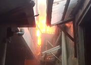 Kebakaran melanda rumah tinggal di Tebet