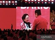 Hasto tiba di lokasi Kongres Ke-6 PDIP, Megawati menitikkan air mata