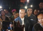 Sultan HB X temui pendemo, ajak berdemokrasi tanpa kekerasan