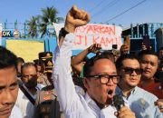 Wamenaker temui buruh tak terima gaji empat bulan di Sumbar