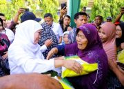 Khofifah: Pasar murah pastikan masyarakat jangkau bahan pokok