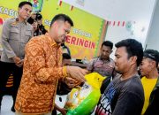 TNI-Polri Dukung Pemkab Sergai Salurkan Beras kepada Ratusan Abang Betor dan Ojek