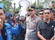 Aliansi Mahasiswa Berunjuk Rasa di Kantor DPRD, Polres Ketapang Berikan Pengamanan Humanis