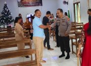 Kapolsek Manis Mata Gelar Kegiatan “Minggu Kasih” di Gereja GKSI Imanuel Desa Suak Burung