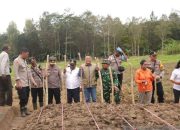 Polres dorong suksesnya program swasembada pangan di Jayawijaya.