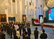 Prabowo lantik Akhmad Wiyagus sebagai Wamendagri