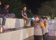 Kapolsek Delta Pawan Pimpin Patroli Dialogis, Himbau Masyarakat Ciptakan Situasi Kamtibmas Aman dan Kondusif