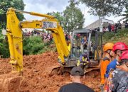Pemprov Jateng tambah alat berat percepat penanganan longsor Cilacap