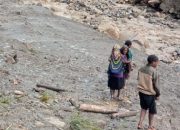 15 orang hilang terseret banjir saat seberangi sungai di Distrik Dal