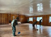 Satgas Yonif 511 bersihan Gereja Pinimi pedalaman Papua jelang Natal