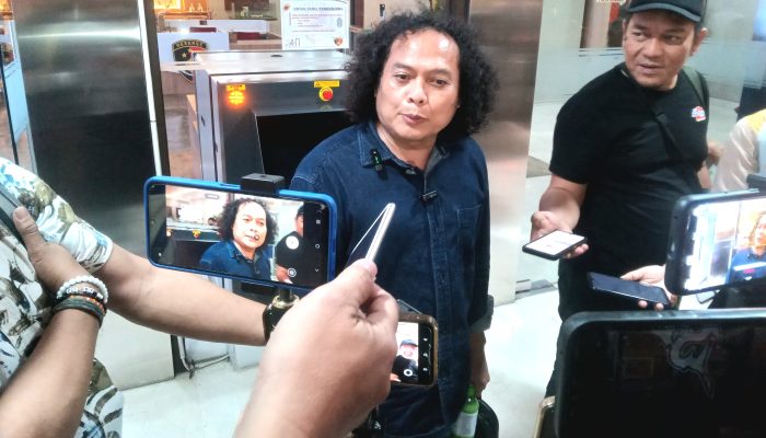 Deolipa Yumara Prihatin RK Digugat Cerai