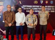 Polri Serahkan Sertifikat Audit Sistem Pengamanan Objek Vital Nasional Tahun 202