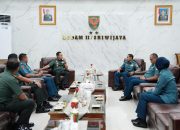 Terima Audiensi Undur diri Danlanal Palembang, Pangdam II/Sriwijaya 