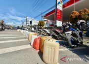 Aksi borong dan timbun BBM di Aceh Barat sebabkan stok minyak habis