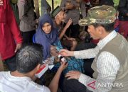 Pemkab Aceh Barat berhasil terobos wilayah terisolasi akibat banjir