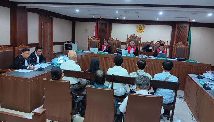 Uang yang Berpindaah dan Nama yang Tak Pernah Tercatat