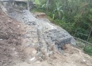Masih Dalam Tarap  Pengerjaan, Bronjong di Ruas Jalan Nasional Wangon – Batas Jabar – Jateng  Terancam Ambruk