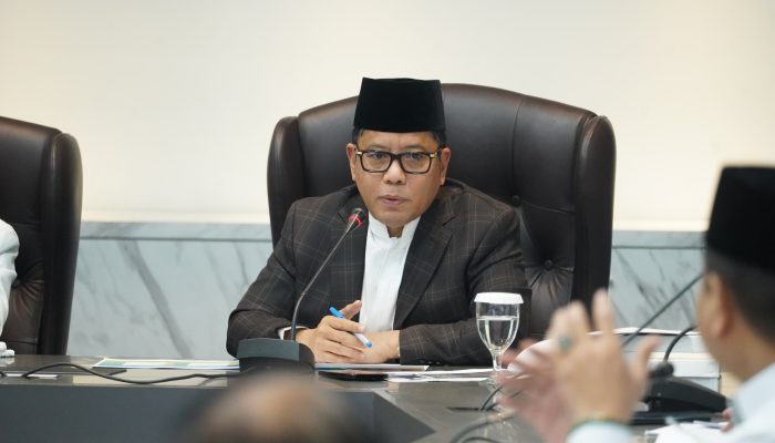 Kemenag Kembali Menjanjikan Harapan: Guru Madrasah Swasta Dimuliakan, Status Masih Diperjuangkan
