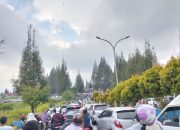 Objek wisata Danau Diatas masih ramai pengunjung hari ke tujuh Lebaran