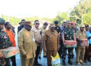 Pemkab Maybrat dan TNI-Polri salurkan bantuan pangan pascapenembakan