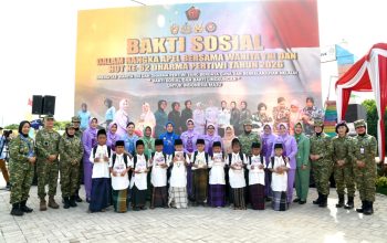 Ketua Umum Dharma Pertiwi Pimpin Kegiatan Bakti Sosial di Bekasi