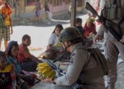 Patroli di Sinak, Ops Damai Cartenz Perkuat Kedekatan dan Rasa Aman Warga