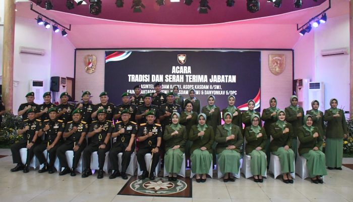 Regenerasi Kepemimpinan TNI AD, Danrem 044/Gapo Hadiri Sertijab Pejabat Kodam II/Swj