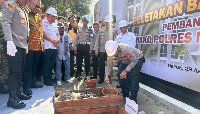 Kapolda Letakkan Batu Pertama Mako Polres Metro Depok: Pelayanan Harus Makin Baik