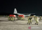 Jenazah dua prajurit TNI yang gugur di Lebanon dimakamkan pada Minggu